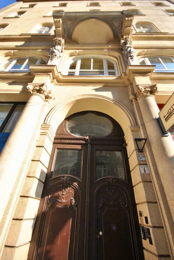 Krane Apartments Sas Βουδαπέστη Εξωτερικό φωτογραφία